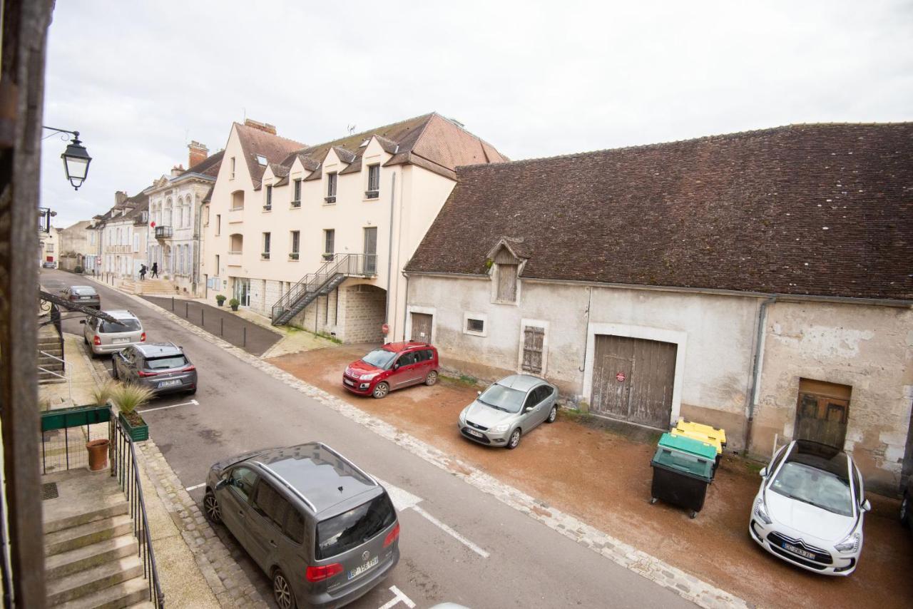 Les Reveries De La Tour Vermenton Exteriér fotografie